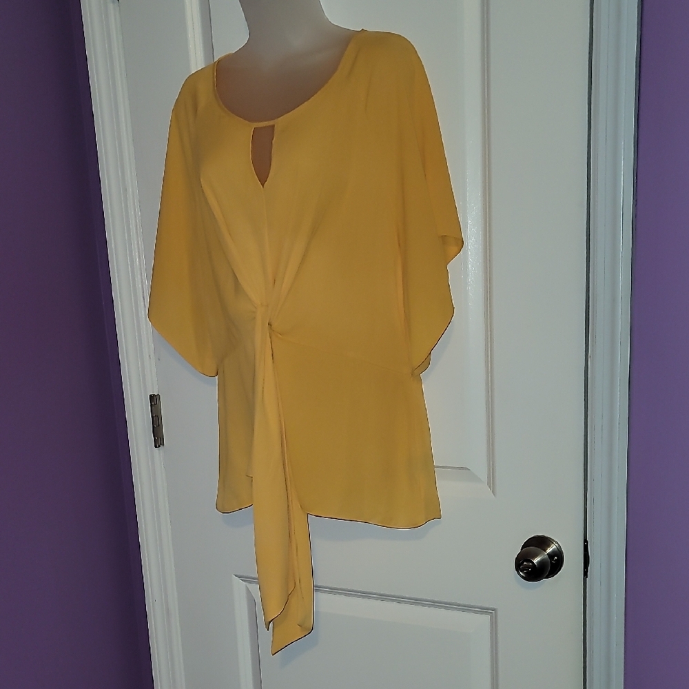 BOLD elements Orange Tie Front Blouse with Cut Out Sz: XL - Picture 3 of 6